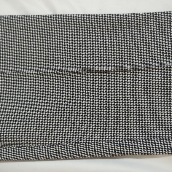 LOFT Marisa Houndstooth Crop Pants, Color Black/White Size 6 - Picture 9 of 14